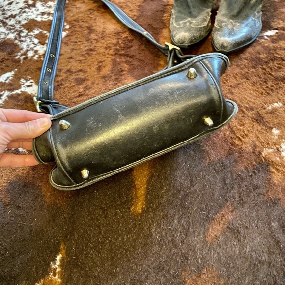 Vintage coach crossbody - Picture 4 of 9